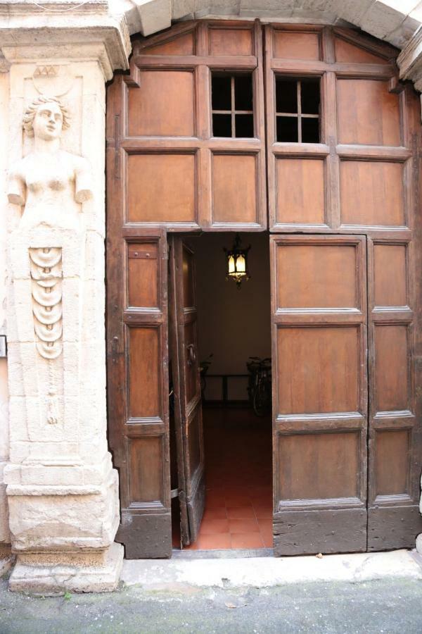 Un Tetto Al Pantheon Apartment Rome Exterior photo