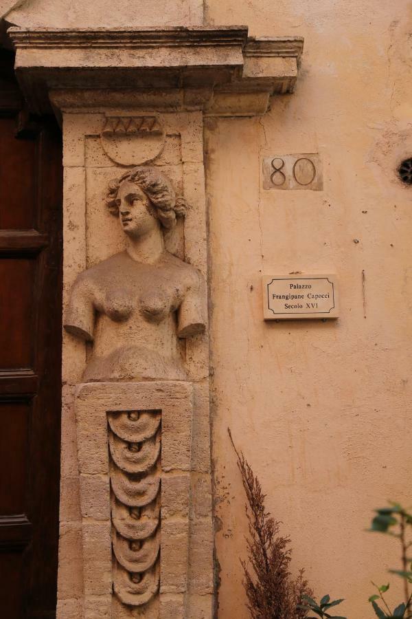 Un Tetto Al Pantheon Apartment Rome Exterior photo